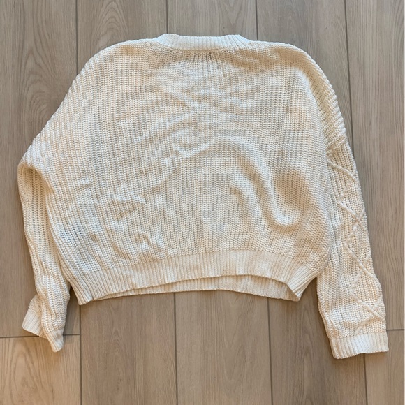 White Crop Sweater-Geometric Stitching - Picture 2 of 5
